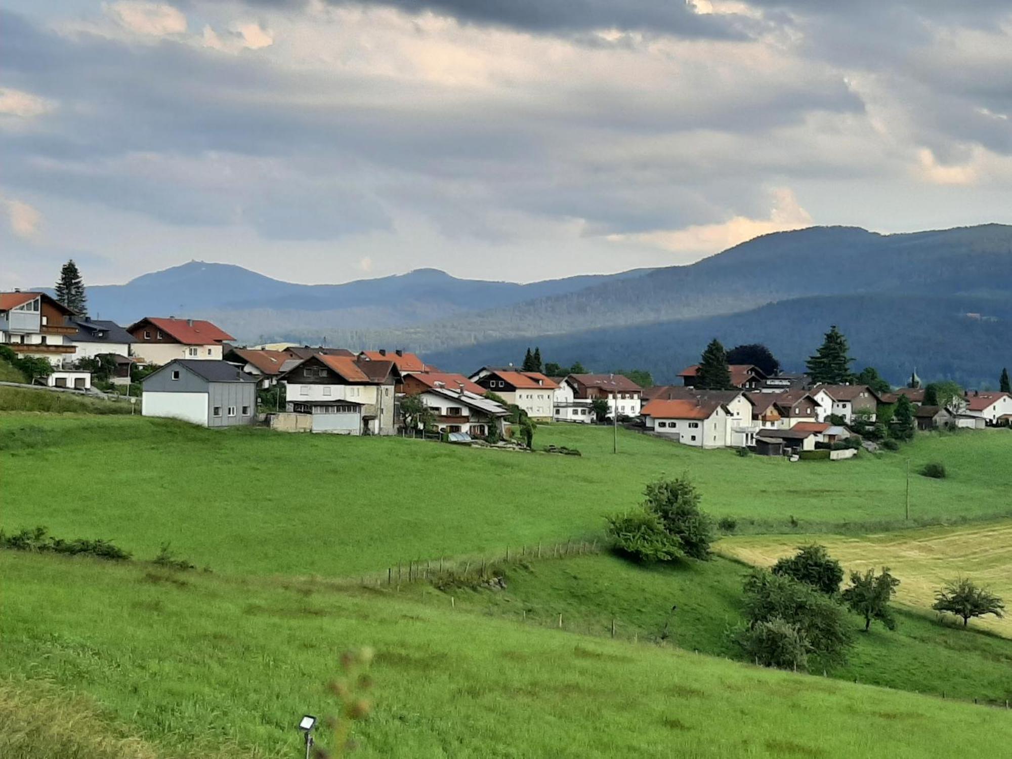 Ferienhaus Bergesblick Lam Exterior foto