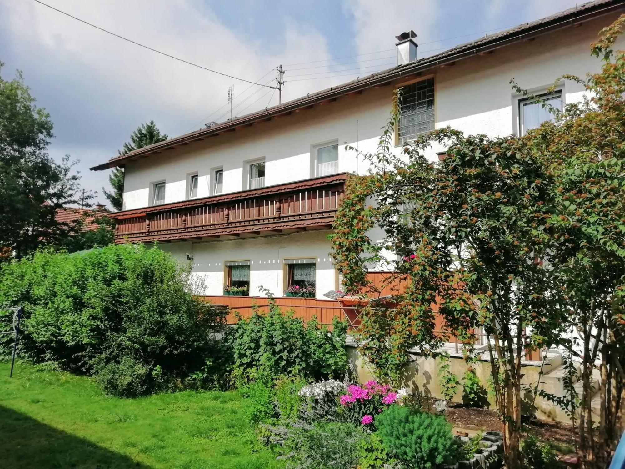 Ferienhaus Bergesblick Lam Exterior foto
